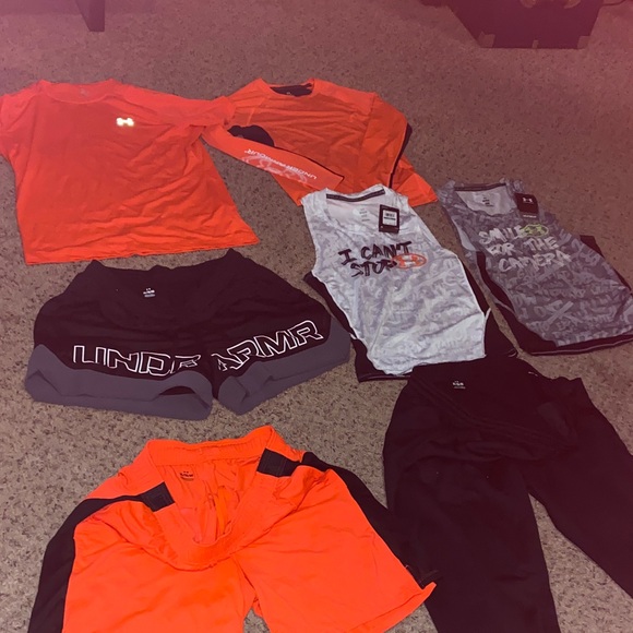 Under Armour Athletic Bundle Set - Picture 14 of 14